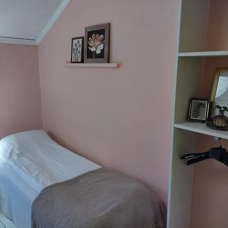 Bed and breakfast Brobacka Gasthem *