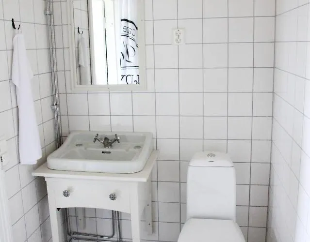 Brobacka Gasthem Couette-café *